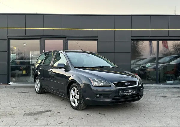 łódzkie Ford Focus cena 9900 przebieg: 255000, rok produkcji 2007 z Gniezno